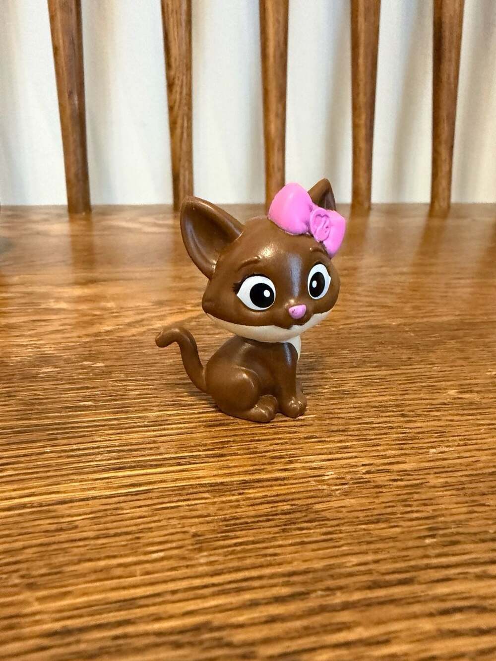 Barbie Farm Vet Brunette Kitty Cat Figure with Pink Bow